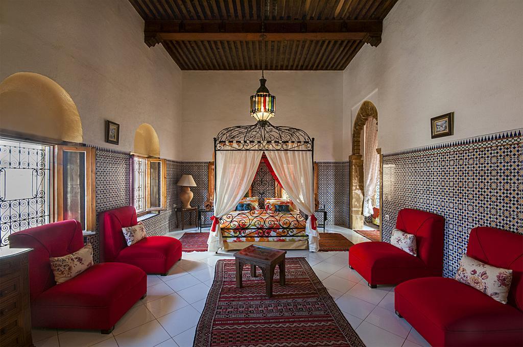 Riad Dar Jabador ساليه الغرفة الصورة