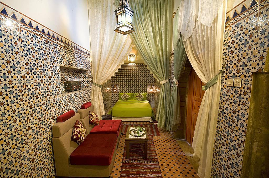 Riad Dar Jabador ساليه الغرفة الصورة